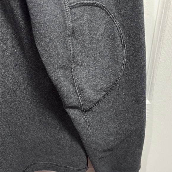 Lululemon Athletica all town Henley - Picture 5 of 8